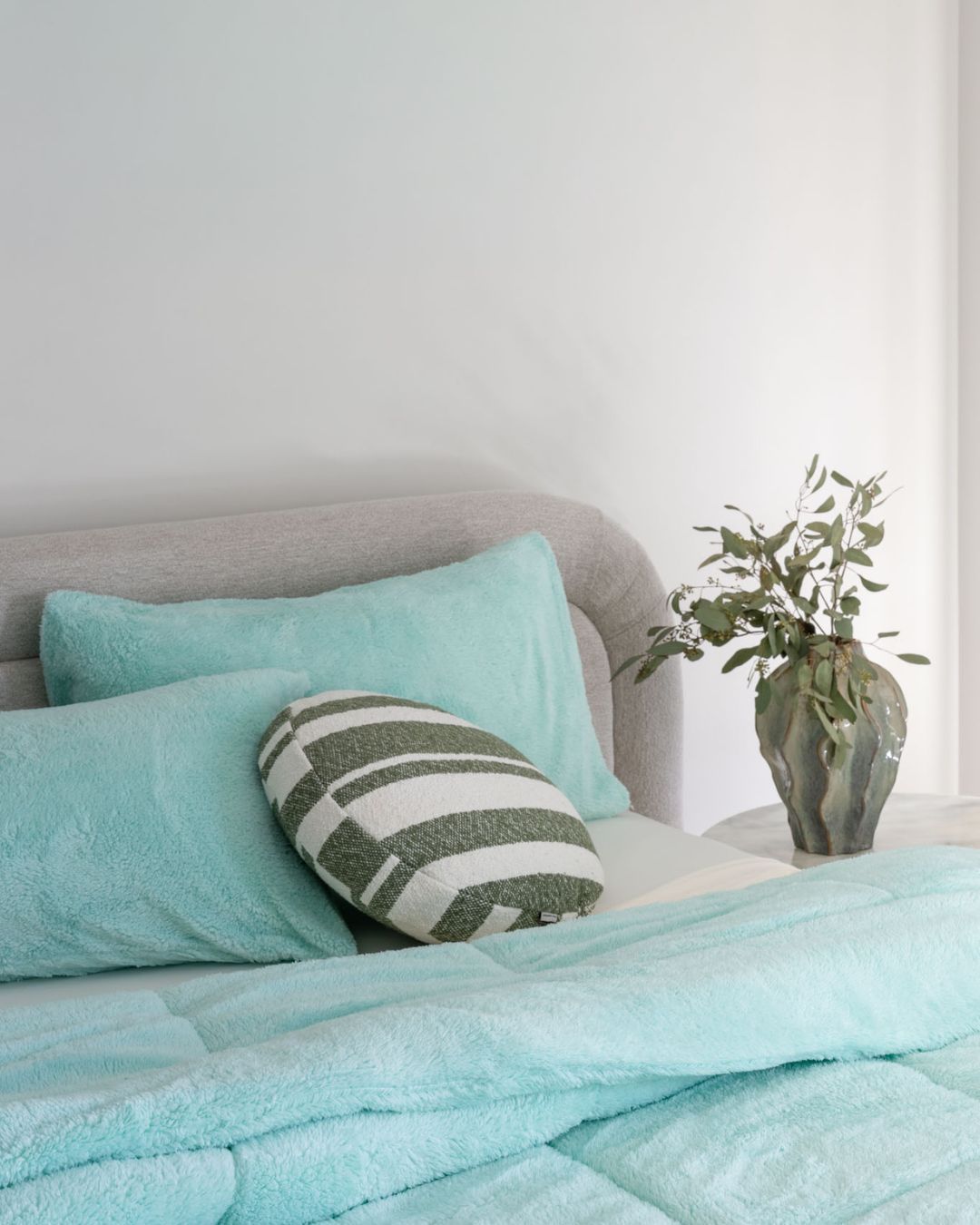 Detail shot of the Morgan and Reid All Seasons Snuggle Fleece Mint Comforter Set fabric and finish