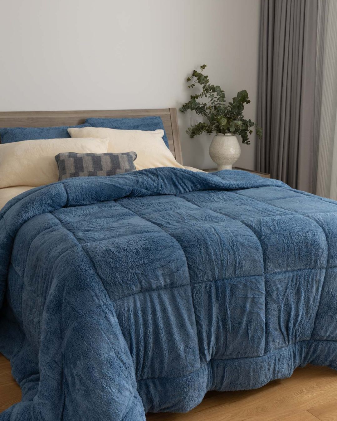 Smokey Blue Snuggle Fleece Comforter Set