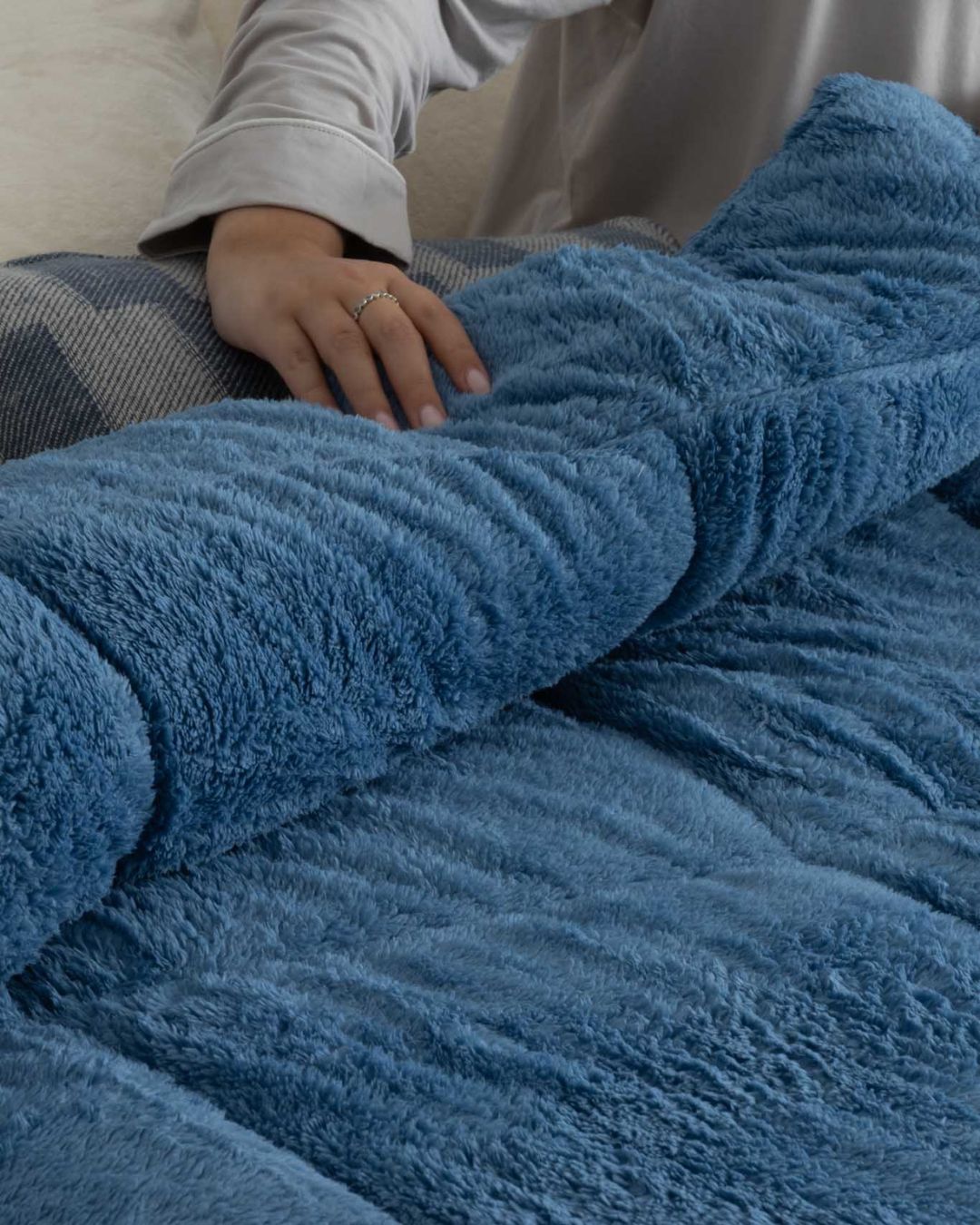 Smokey Blue Snuggle Fleece Comforter Set