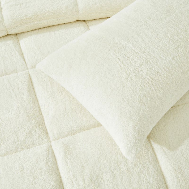 Ivory Snuggle Fleece Comforter Set