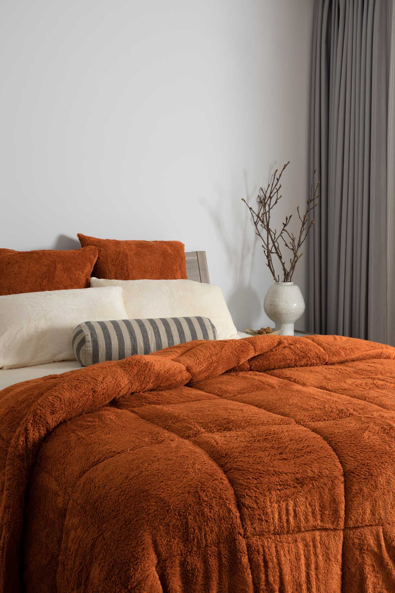 Cinnamon Snuggle Fleece Pillowcase Pair