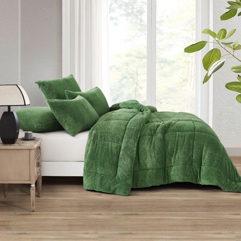 Jungle Snuggle Fleece Comforter Set
