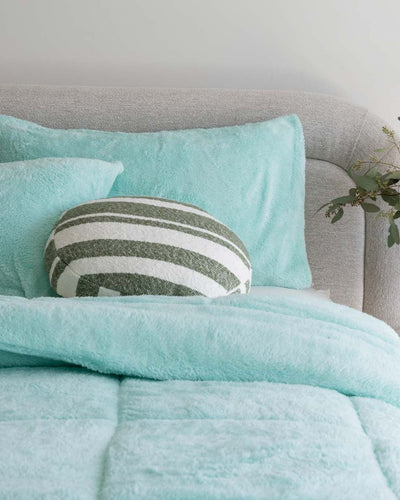 Morgan and Reid All Seasons Snuggle Fleece Mint Comforter Set in a cosy bedroom lifestyle setting