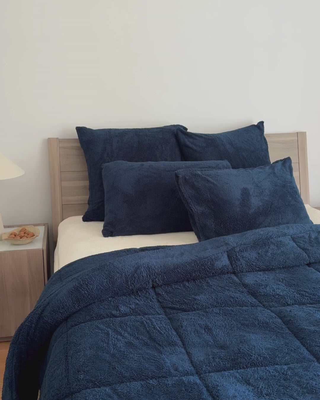 Pagnet Blue Snuggle Fleece Comforter Set